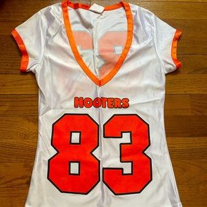 Hooters uniform